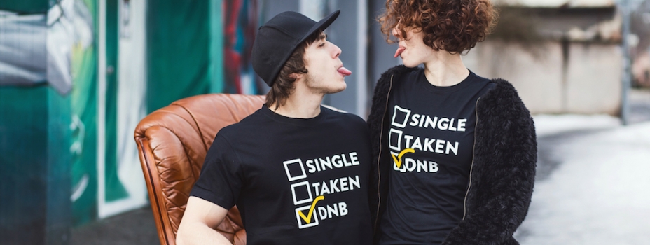 Drumbassterds "Single, Taken, Dnb" Black/White